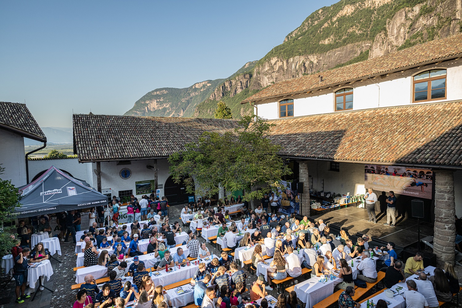 Scopri di più sull'articolo La festa degli sport invernali a Ora chiude una stagione di successi e introduce il nuovo anno sportivo