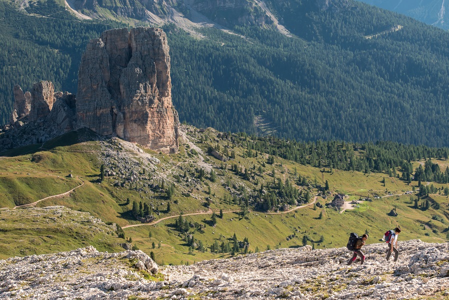 Scopri di più sull'articolo Cortina d’Ampezzo, magia d’autunno. I colori e il fascino di settembre