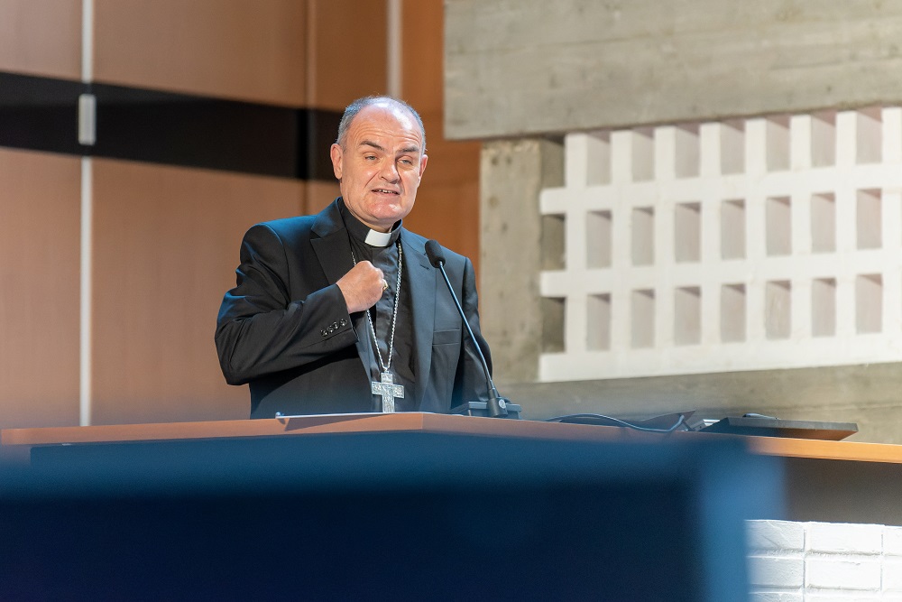 Scopri di più sull'articolo Parole di solidarietà del Vescovo Muser per le vittime in Medio Oriente