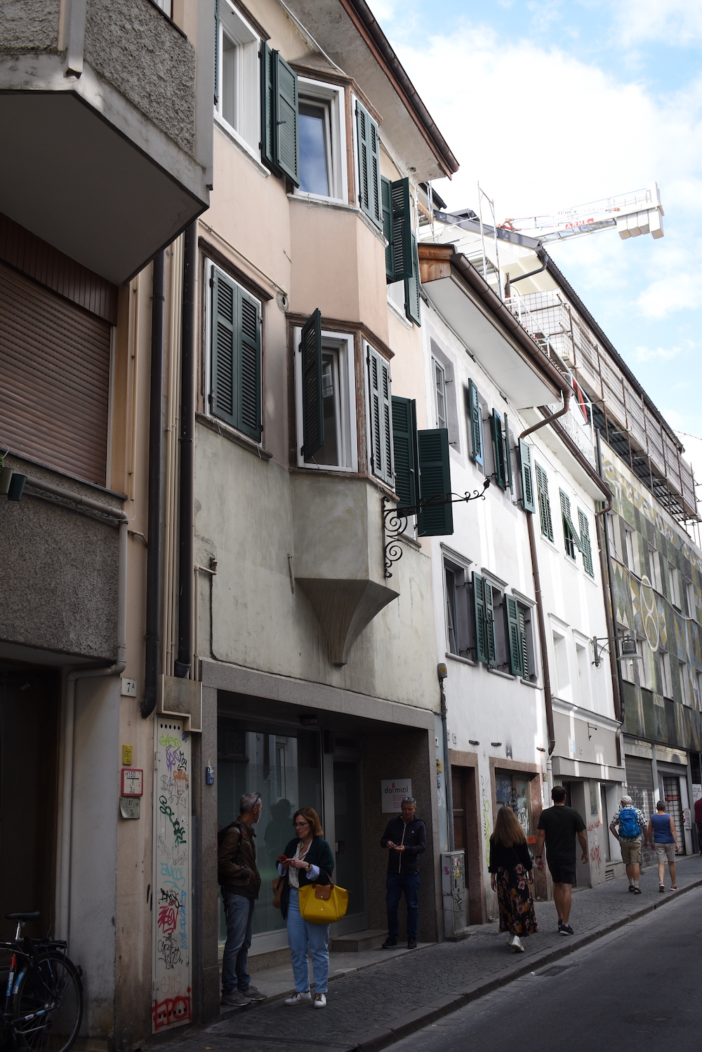 Scopri di più sull'articolo Bozens Zivilgesellschaft sperrt dormizil 2, ein neues Nachtquartier für 25 obdachlose Menschen auf