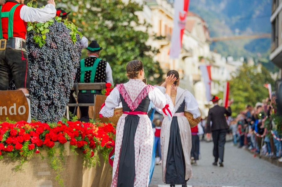 Scopri di più sull'articolo Merano, Festa dell’uva tra tradizione e natura