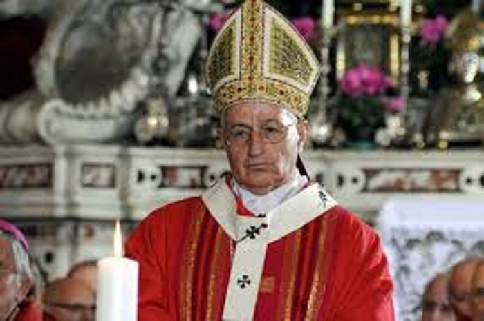 Scopri di più sull'articolo No alla violenza contro le donne, un NO deciso e compatto del Vescovo Muser