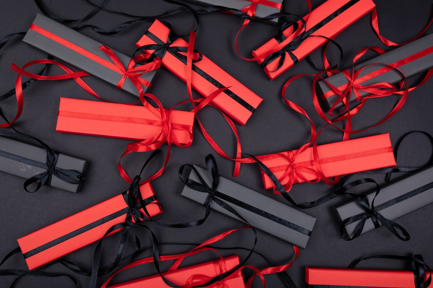 Scopri di più sull'articolo Il Black Friday si “mangia” il Natale ma il negozio di vicinato resiste: “Non sempre è vincente”