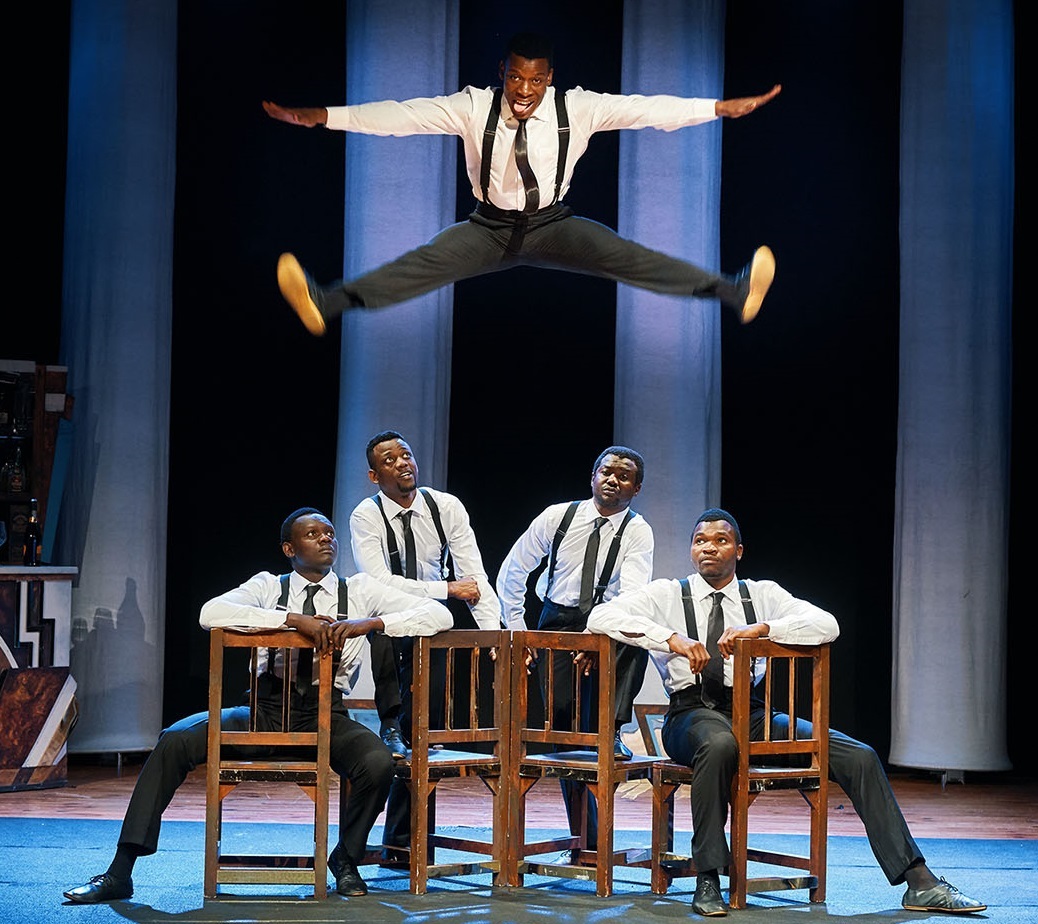 Mehr über den Artikel erfahren Trento. Conclusione dell’anno con THE BLACK BLUES BROTHERS, un travolgente show tra circo contemporaneo e commedia musicale