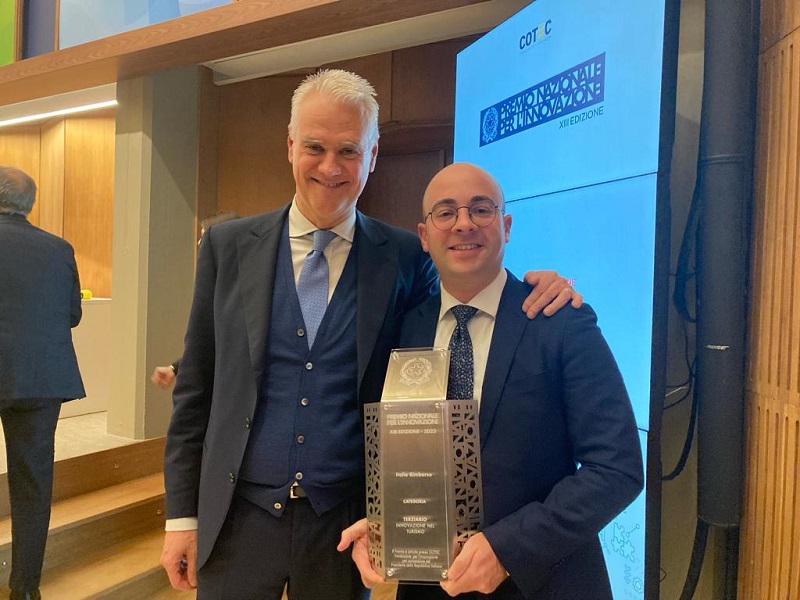 Mehr über den Artikel erfahren Il ministro Zangrillo consegna il “Premio dei Premi” ad ItaliaRimborso