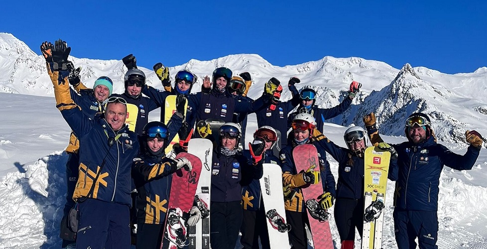 Scopri di più sull'articolo La squadra zonale di snowboard si mette in forma in Val Senales