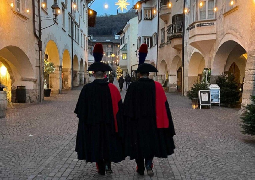 Mehr über den Artikel erfahren CARABINIERI “SOTTO LE STELLE”