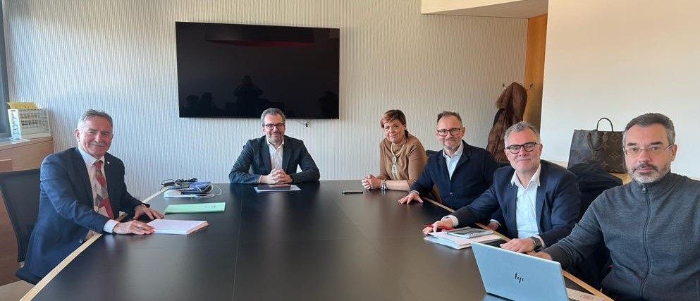 Scopri di più sull'articolo Laives. Incontro Amministrazione comunale e SEAB sulle priorità in materia di rifiuti