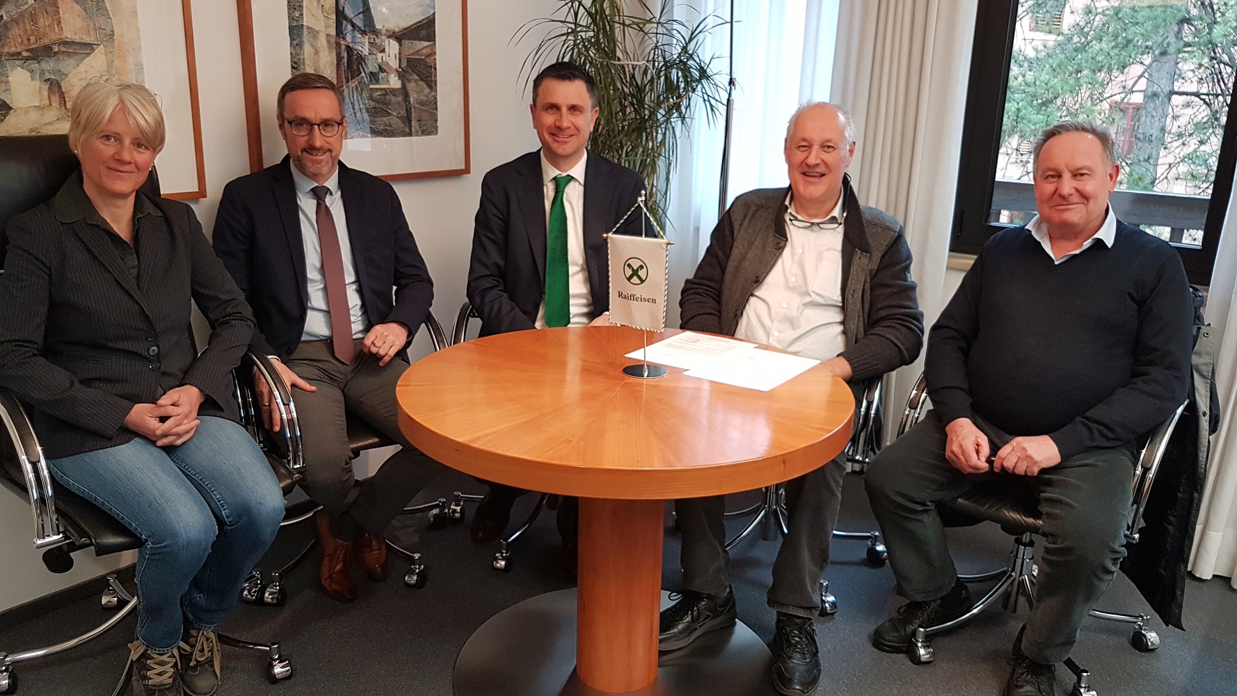 Mehr über den Artikel erfahren Partnership tra la Cassa Raiffeisen di Parcines e il Museo delle Macchine da Scrivere prolungato