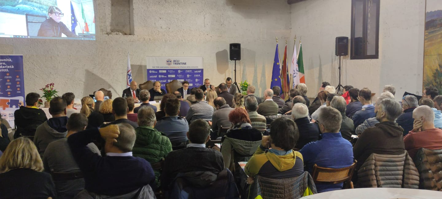 Scopri di più sull'articolo Grande partecipazione al convegno di Acli Terra a Castel Ivano (Trento) su “Economia e sviluppo rurale”
