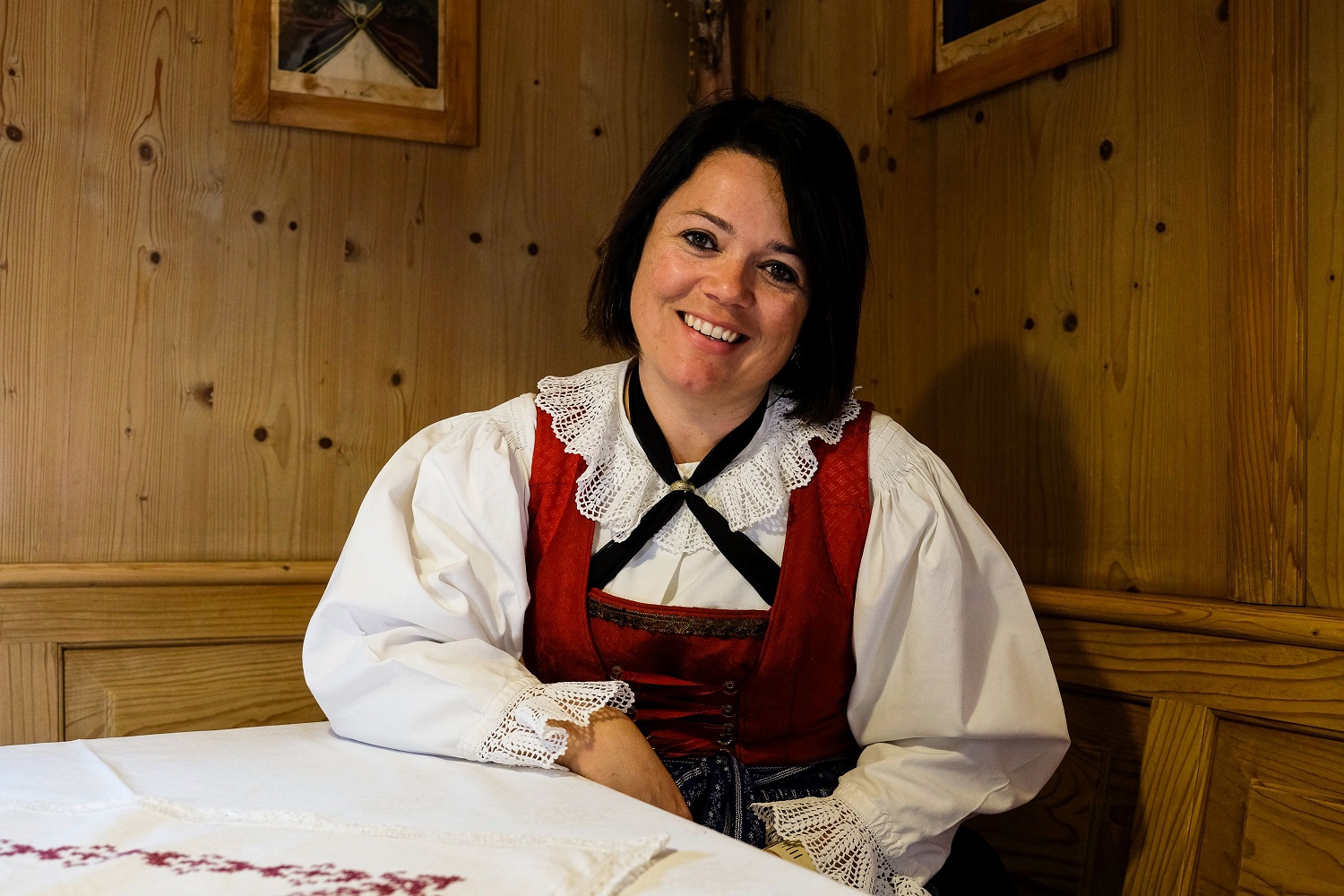 Mehr über den Artikel erfahren Maria Forcher Tappeiner, Bäuerin des Jahres 2024