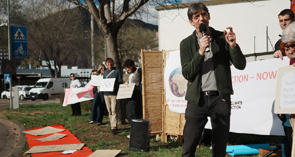 Scopri di più sull'articolo Giorgia Meloni a Bolzano, tra applausi e proteste