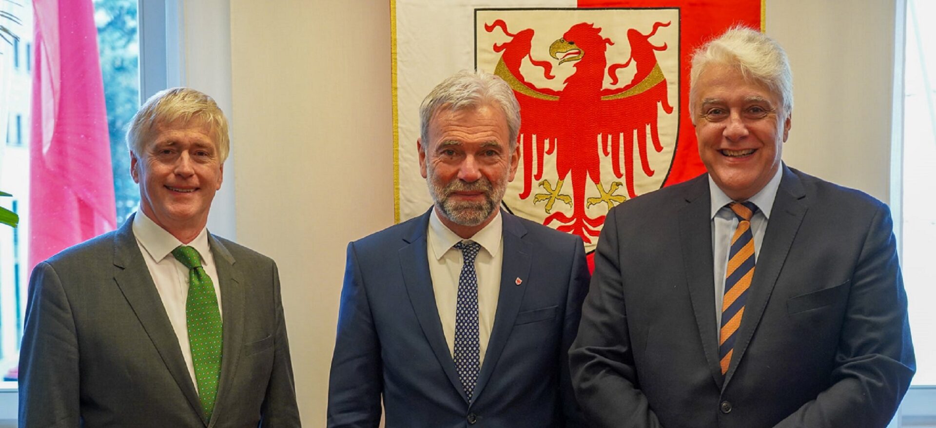Scopri di più sull'articolo Il Console Strohmayer in visita dal pres. Schuler