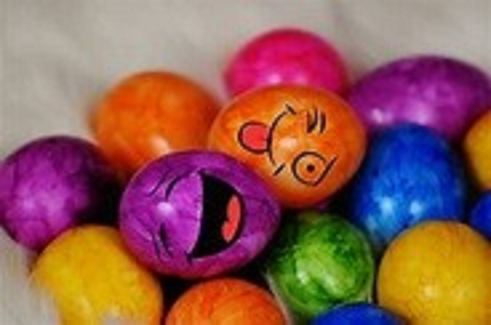 Scopri di più sull'articolo Pasqua senza uova colorate? impensabile, non sia mai