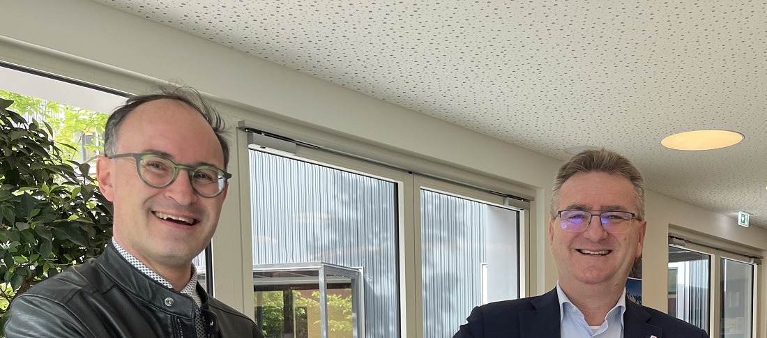 Mehr über den Artikel erfahren Volksbank sostiene l’Associazione di volontariato Alzheimer Südtirol Alto Adige ODV