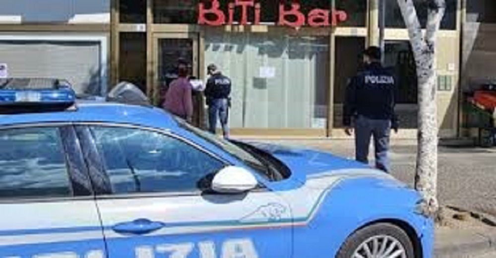 Mehr über den Artikel erfahren IL Questore ordina la chiusura del Bar “BITI”, nei pressi della Stazione