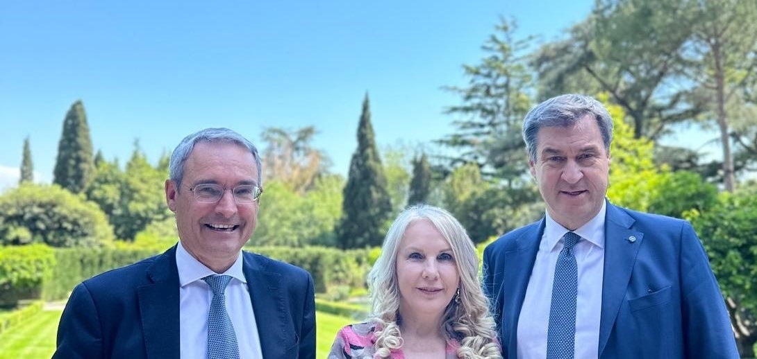 Scopri di più sull'articolo Julia Unterberger e Dieter Steger incontrano il presidente della Baviera