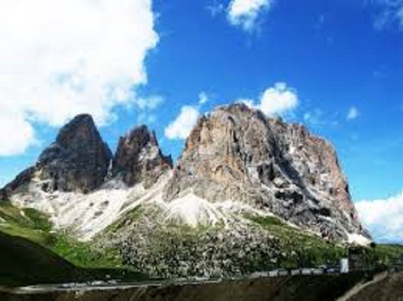 Mehr über den Artikel erfahren Val Gardena, precipita da una via ferrata e muore sul colpo