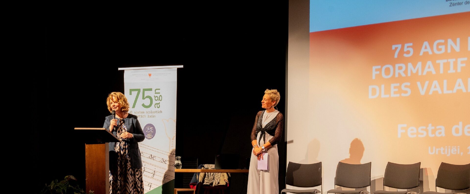 Scopri di più sull'articolo Festeggiati i 75 anni del sistema scolastico paritetico ladino