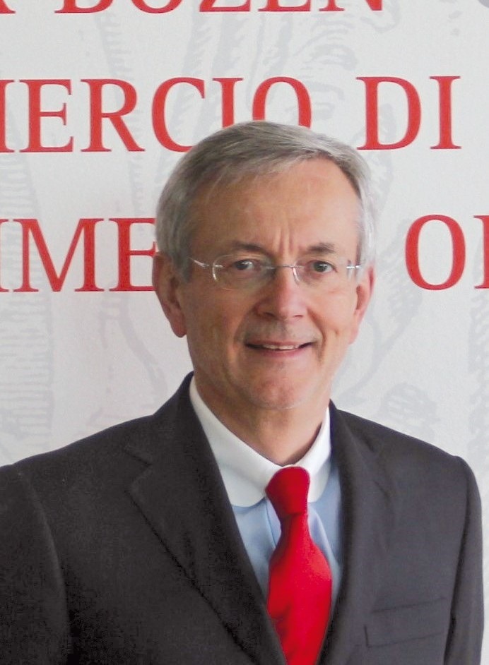 Scopri di più sull'articolo Le Camere di commercio italiane area alpina, necessario intervento questione lupo