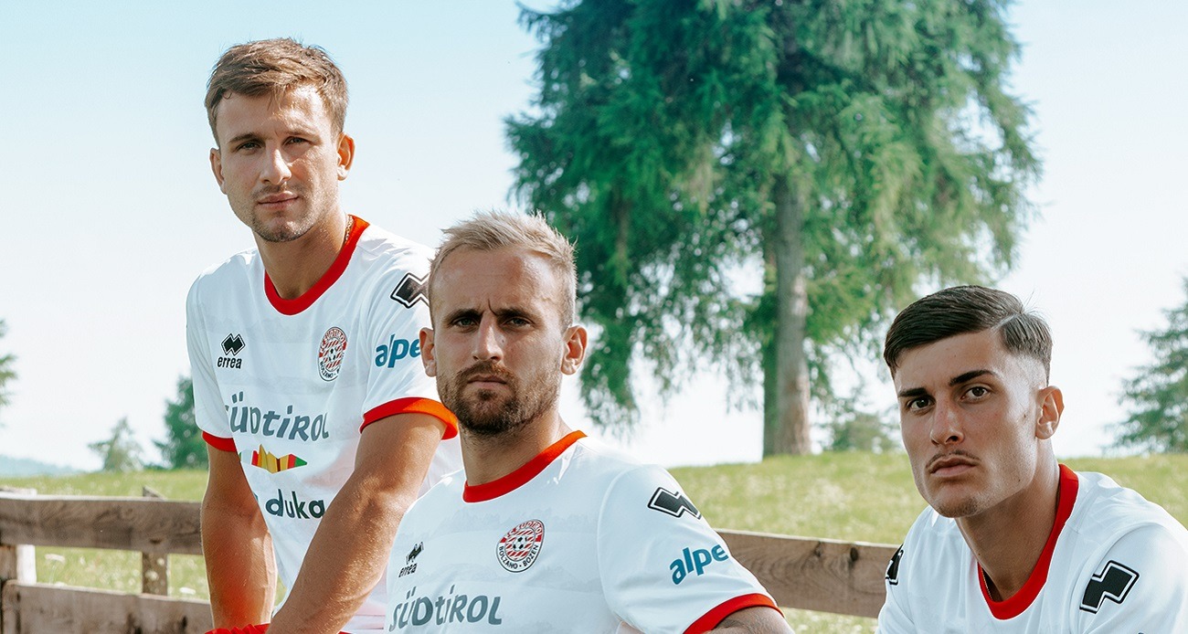Mehr über den Artikel erfahren Svelata la nuova prima maglia “Mountain”