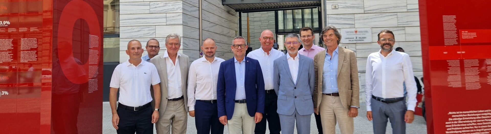 Mehr über den Artikel erfahren Bolzano. Polo Bibliotecario, incontro tra l’assessore Bianchi e le aziende coinvolte