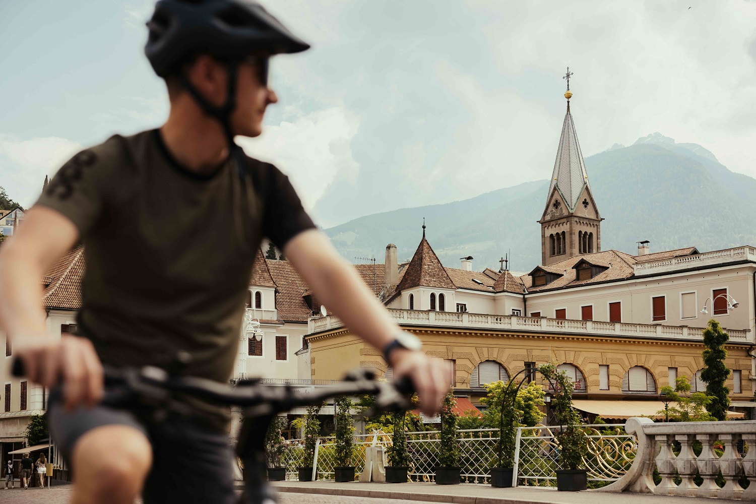 Mehr über den Artikel erfahren Esplorare Merano, passo dopo passo o sui pedali, alla ricerca dei buoni sapori altoatesini