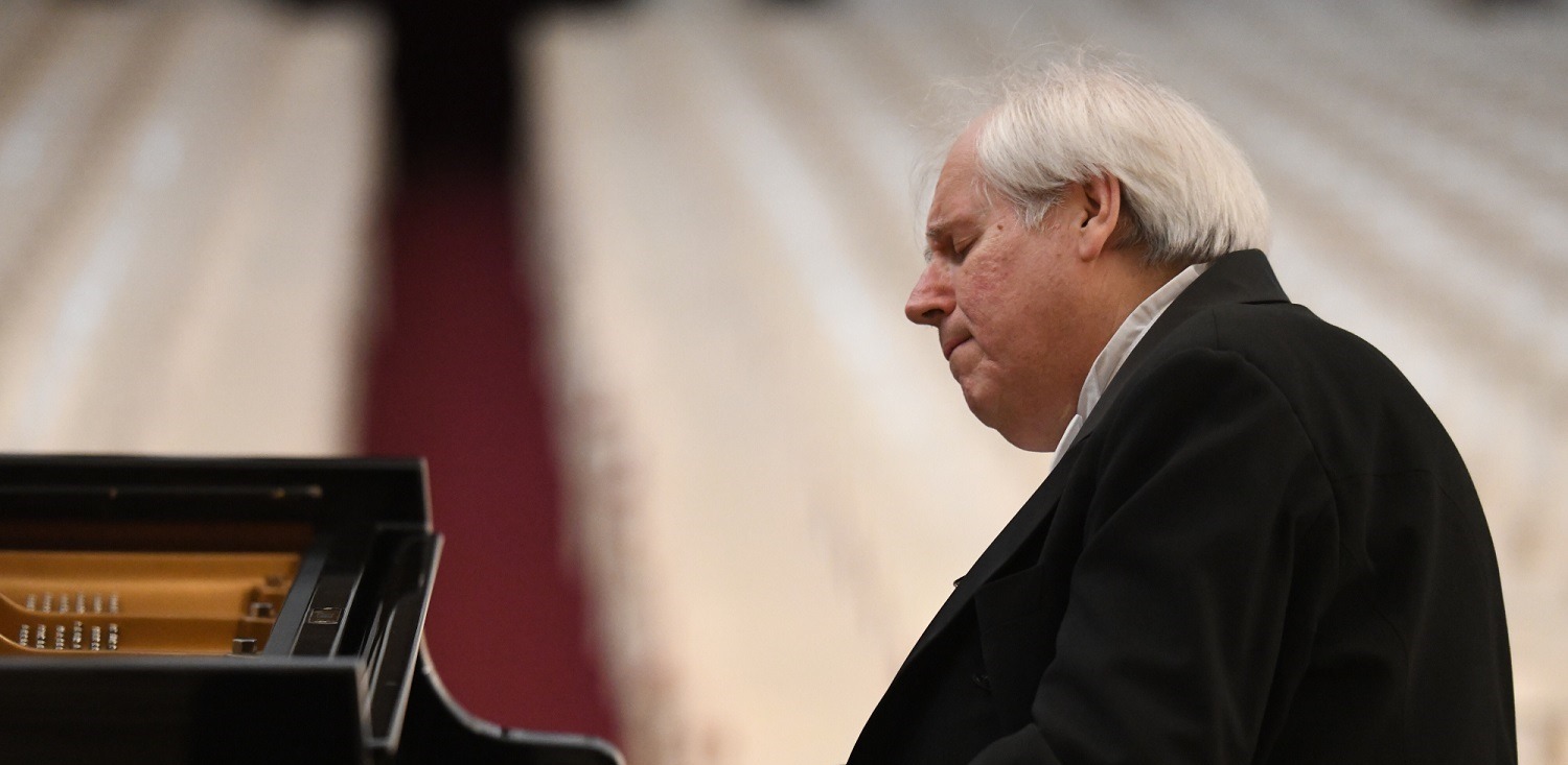 Mehr über den Artikel erfahren BOLZANO FESTIVAL. Il concerto inaugurale open air con l’Orchestra Haydn alle Semirurali, mentre all’Auditorium c’è il leggendario Sokolov