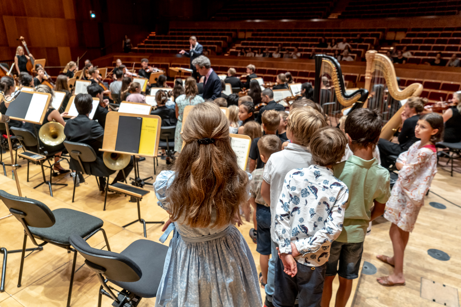 Mehr über den Artikel erfahren TUTT’ORECCHI – Il programma per bambini del Bolzano Festival Bozen in collaborazione con le orchestre giovanili, l’Accademia Gustav Mahler ed il pianista “in residence” Filippo Gorini