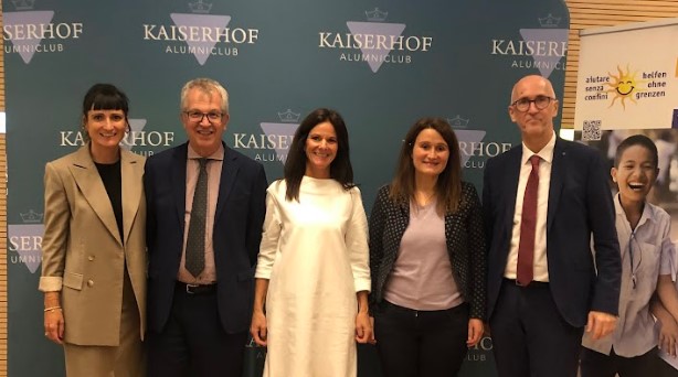 Scopri di più sull'articolo Alumnitreffen der LHF Kaiserhof Meran – Vernetzung und Austausch in der Südtirol Lounge der Bozner Hotelmesse Bozen
