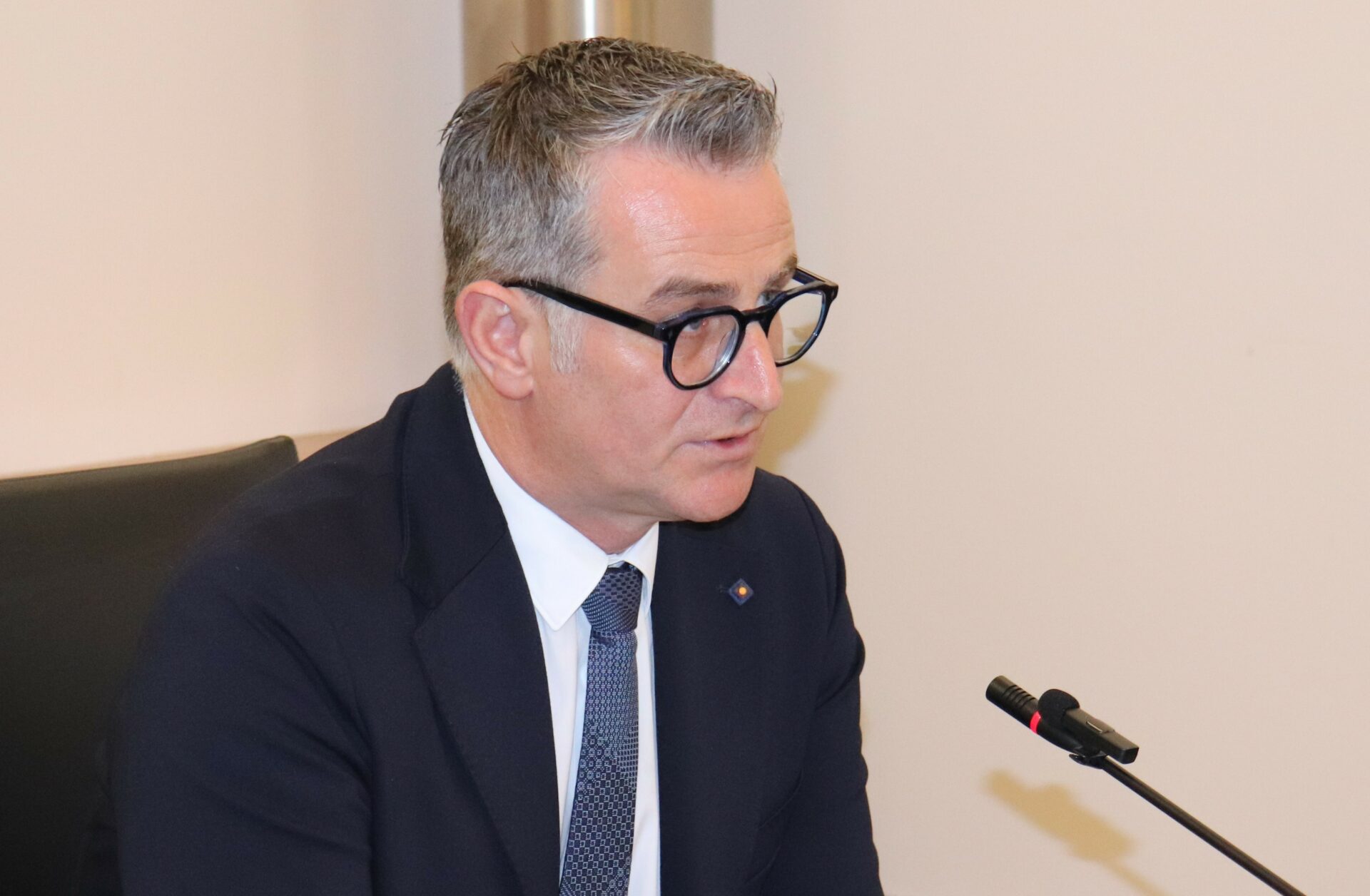 Mehr über den Artikel erfahren Alex Ploner ce l’ha fatta, i finanziamenti pluriennali alle associazioni di volontariato sono assicurati