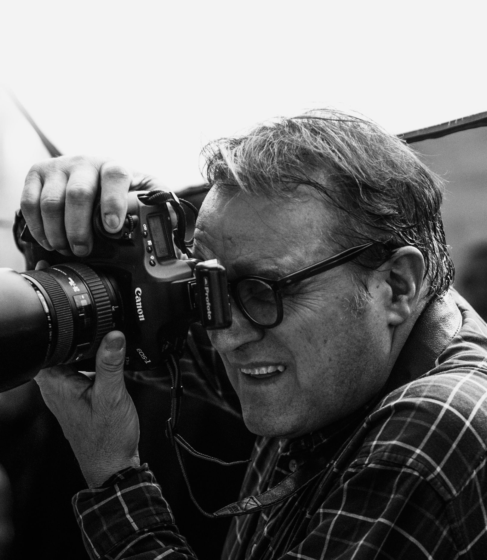 Mehr über den Artikel erfahren Muore Oliviero Toscani, il fotografo controcorrente