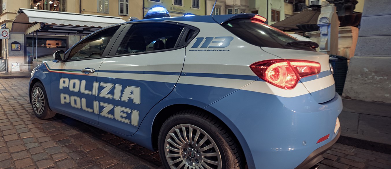 Scopri di più sull'articolo Bolzano, nella scorsa serata la Polizia interviene due volte per maltrattamenti presso la stessa famiglia