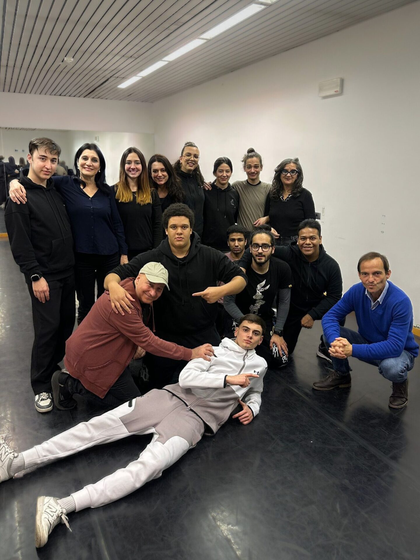 Mehr über den Artikel erfahren Gli studenti dell’Einaudi di Bolzano protagonisti su RAI UNO
