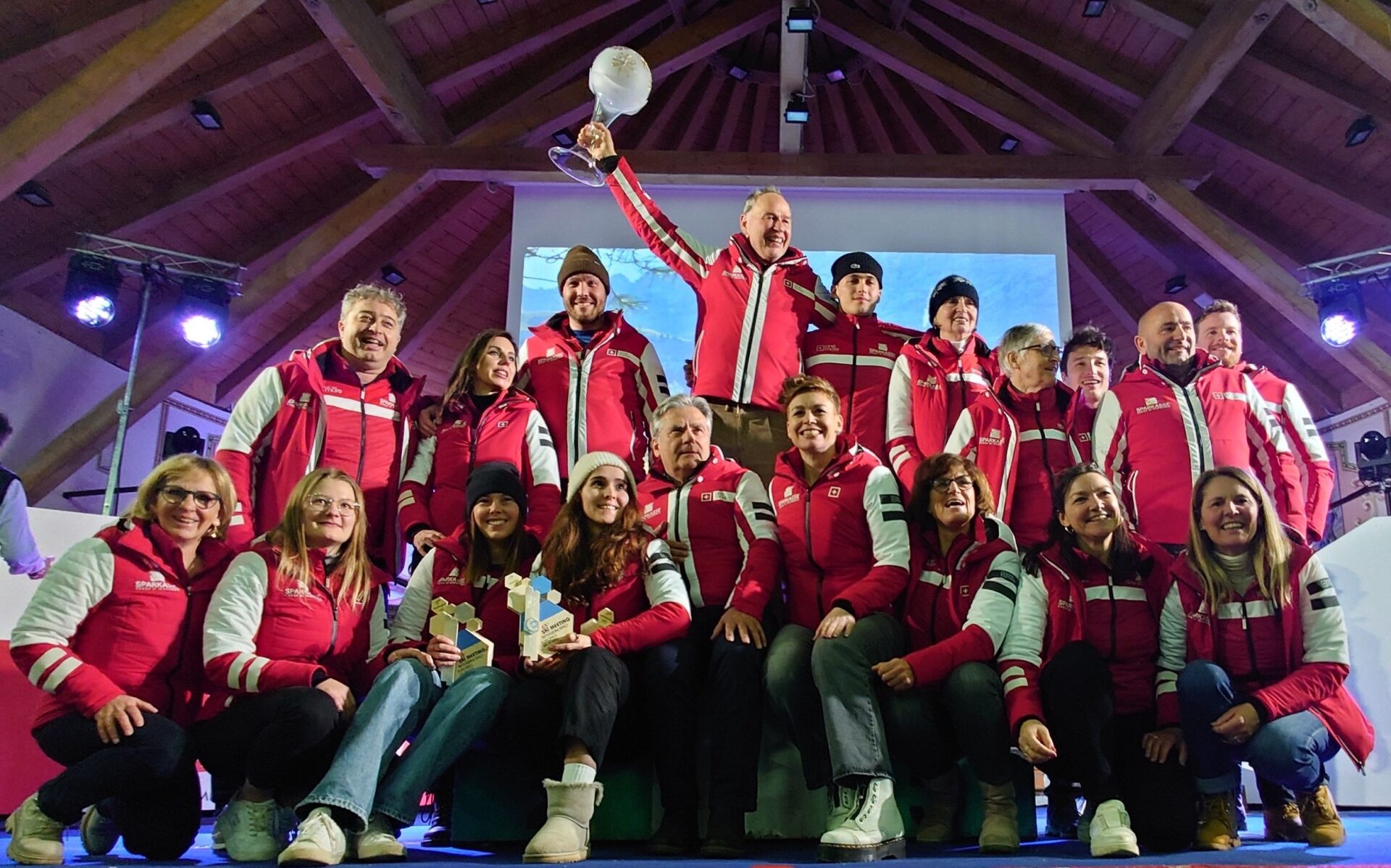 Scopri di più sull'articolo Gruppo Sparkasse conquista il primato del 63° Ski Meeting Interbancario Europeo