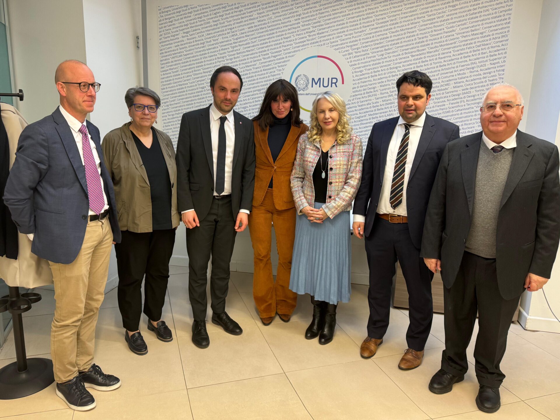 Scopri di più sull'articolo Norma attuazione docenti tedeschi, Achammer dalla ministra Bernini