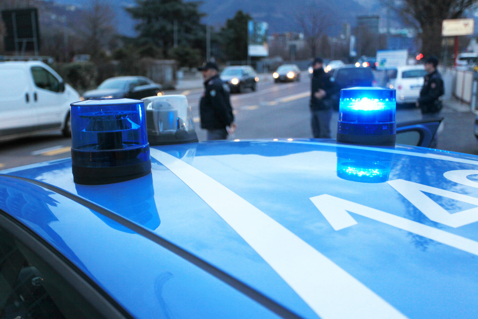 Scopri di più sull'articolo Si fingono poliziotti e le svuotano il conto corrente