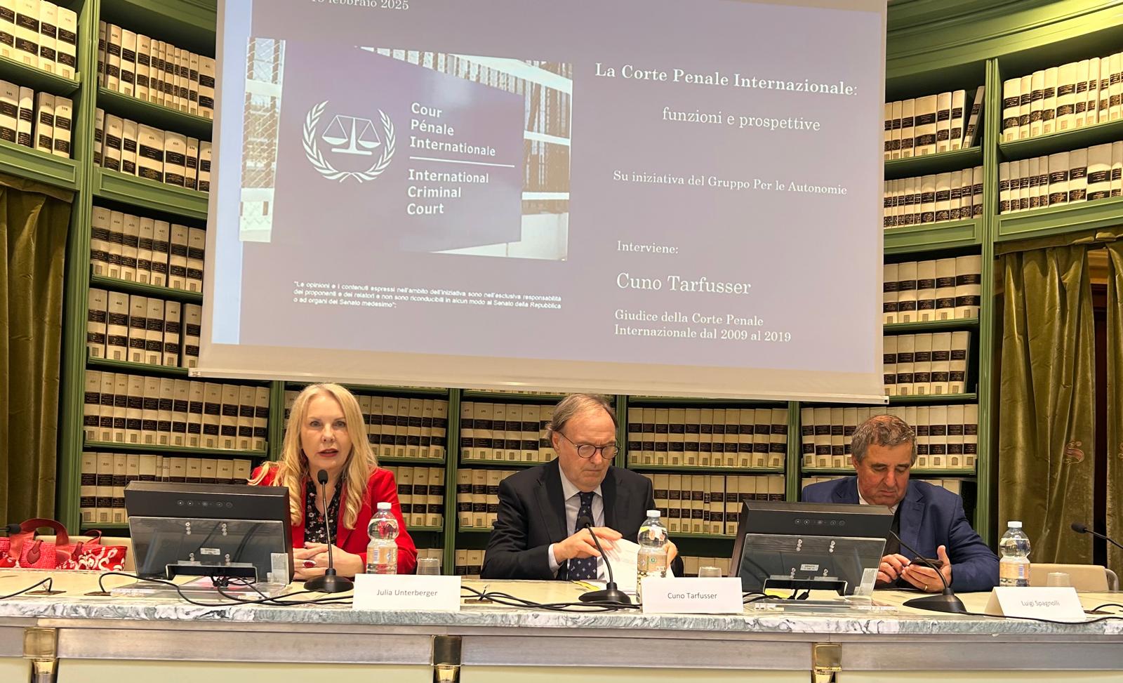 Scopri di più sull'articolo Unterberger, “sconcertanti attacchi a Corte penale internazionale”