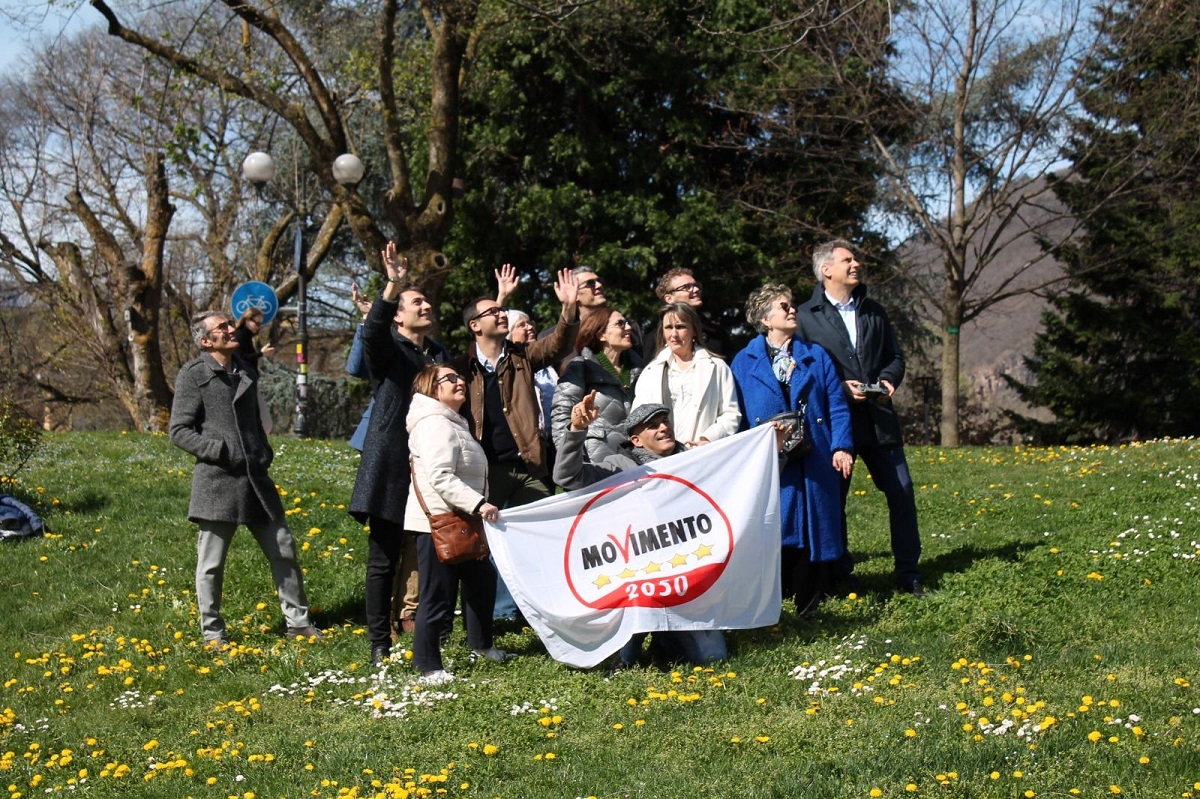 Scopri di più sull'articolo Elezioni, il M5S si presenta con una sola voce “Basta chiacchiere vogliamo soluzioni!”