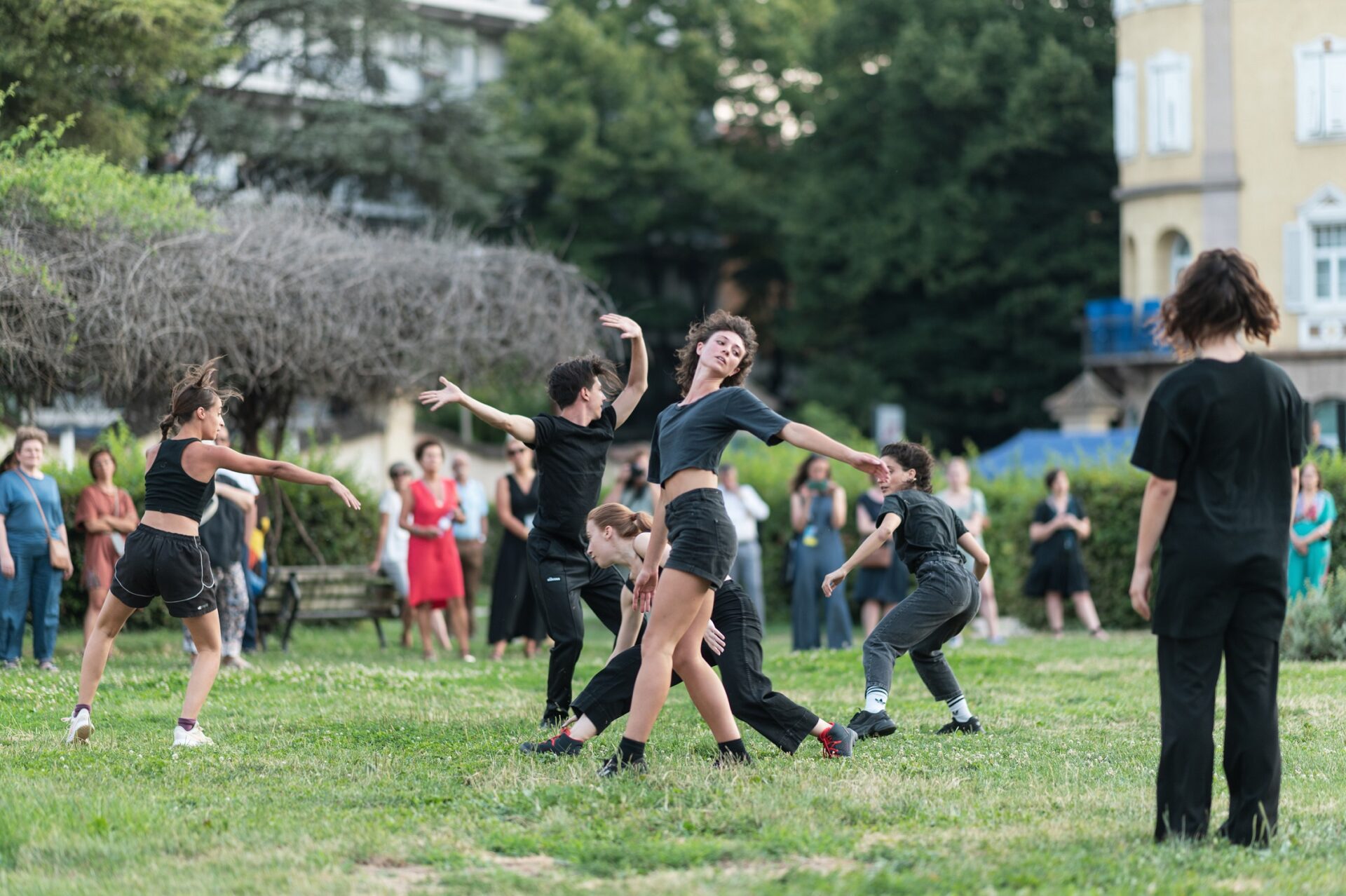 Mehr über den Artikel erfahren ExtraDanza, la festa di Bolzano Danza nel cuore della città