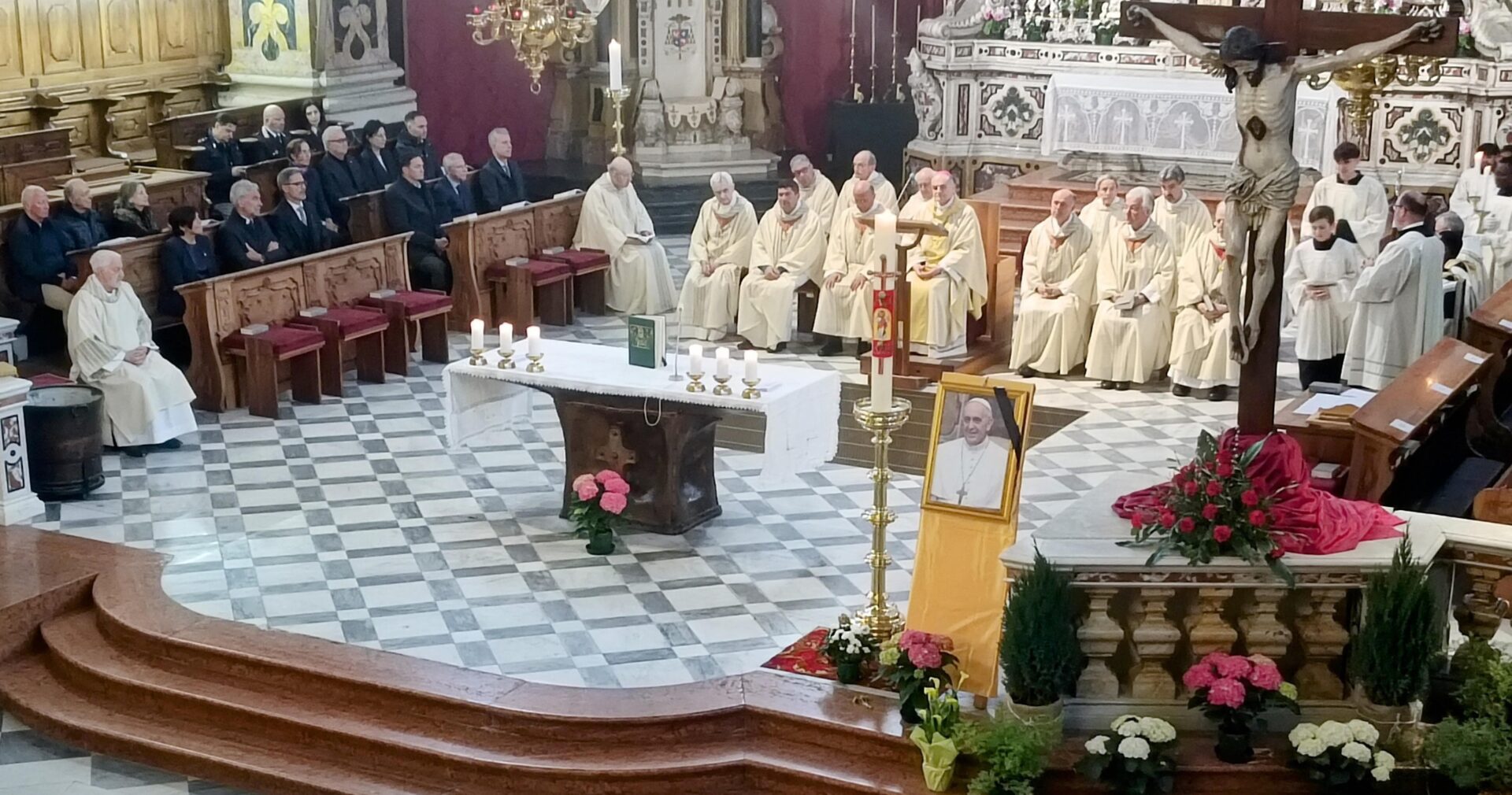 Scopri di più sull'articolo Requiem per Francesco: un profeta del nostro tempo