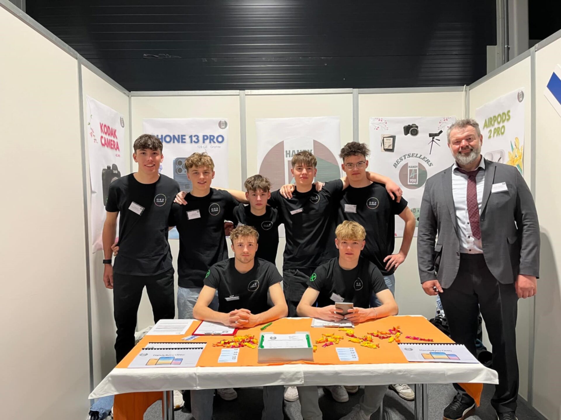 Scopri di più sull'articolo Besuch der Übungsfirmenmesse SimulinFiera in Riva del Garda