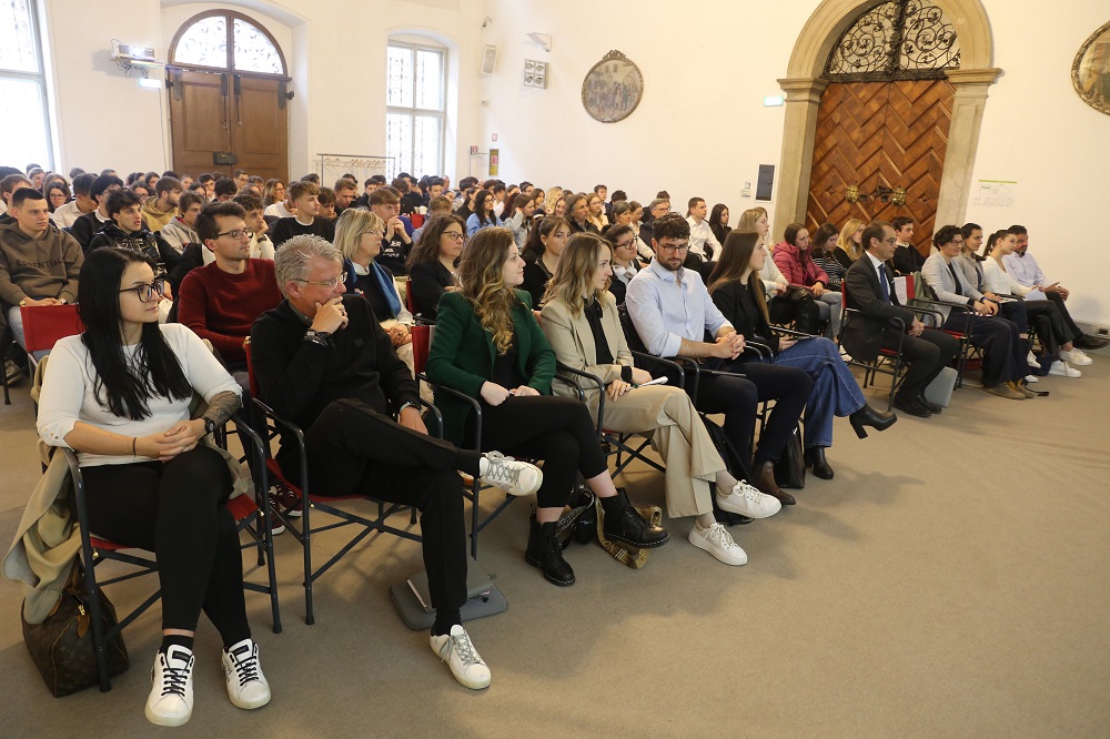 Scopri di più sull'articolo La Giornata dell’economia, idee giovani alla base delle sfide aziendali