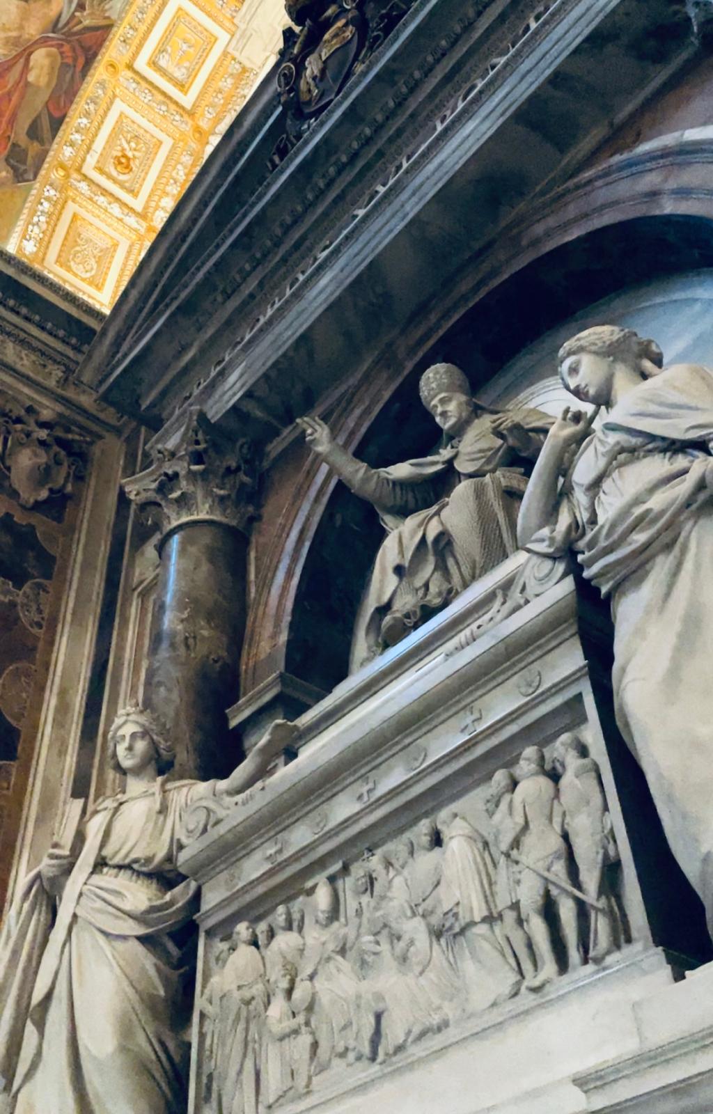Scopri di più sull'articolo Muore il Papa e in attesa del nuovo Pontefice agisce il Camerlengo