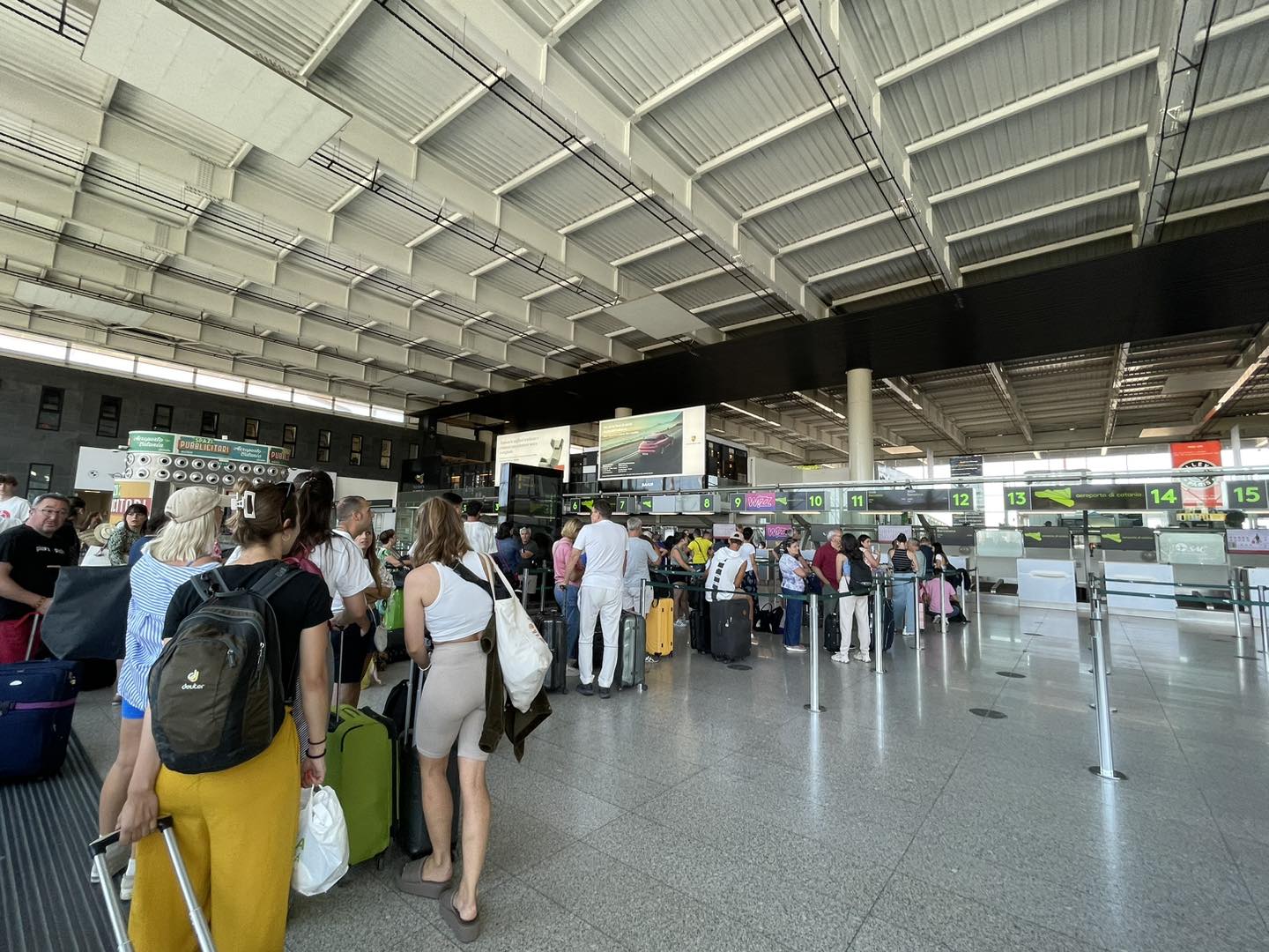 Scopri di più sull'articolo Ponte 1 maggio, cosa fare in caso di disagi aerei