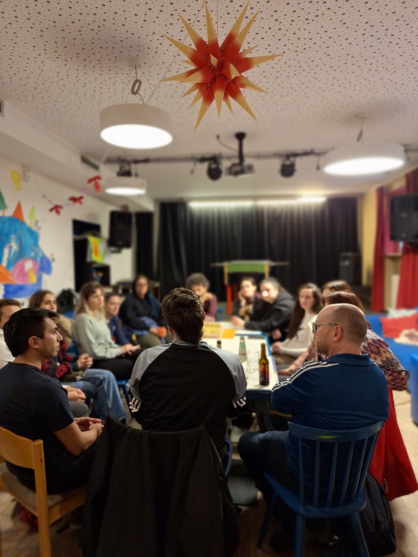 Scopri di più sull'articolo Bolzano, al Caffè delle lingue “Giornata d’azione per l’educazione politica”  