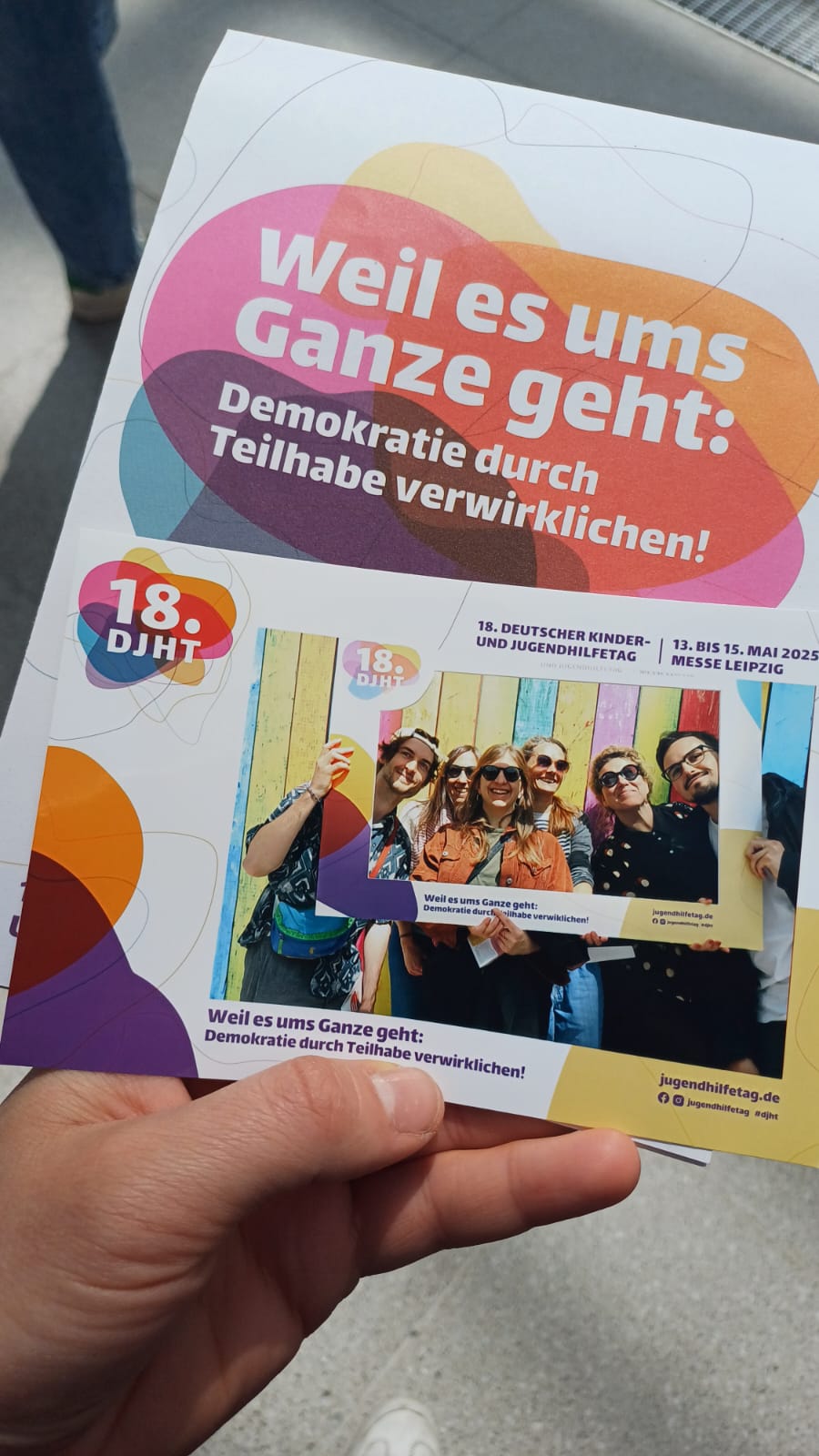 Scopri di più sull'articolo Mit Haltung und Rückenwind aus Leipzig zurück: Südtiroler Fachkräfte beim größten Jugendhilfegipfel Europas