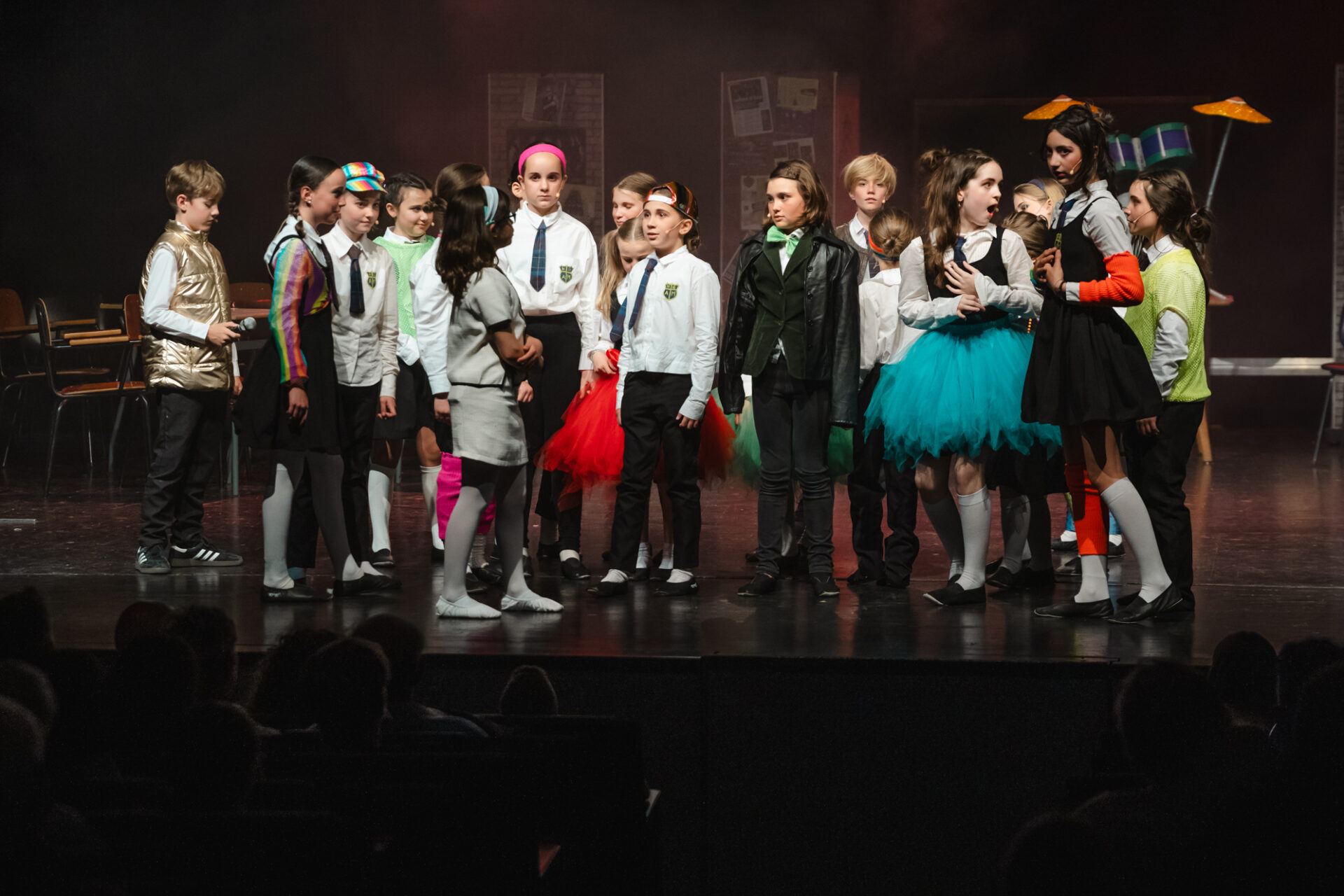 Mehr über den Artikel erfahren 3 musical in una serata, bambini e giovani sul palco della Waltherhaus  di Bolzano