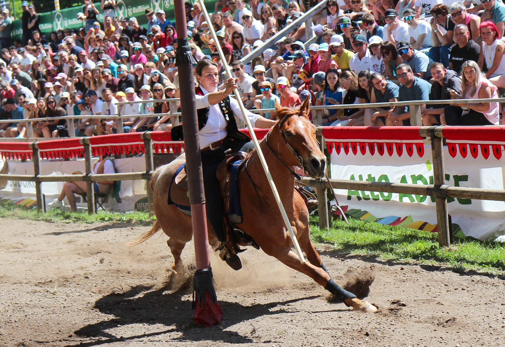 Mehr über den Artikel erfahren Cavalcata di Oswald von Wolkenstein, Kastelruth Seiseralm 1 vince la qualificazione
