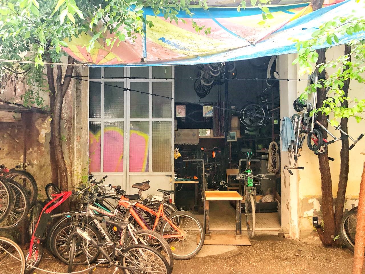 Mehr über den Artikel erfahren Apre la Bike Kitchen, l’officina fai-da-te